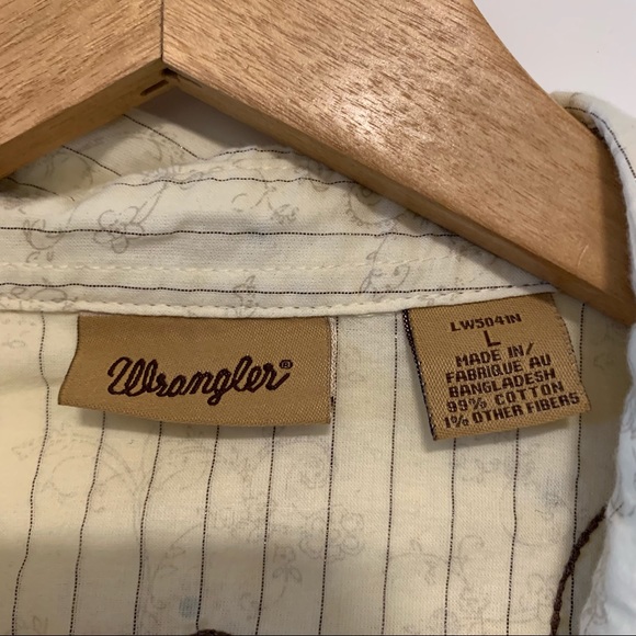 Wrangler | Button Down Rodeo Shirt - Picture 16 of 16